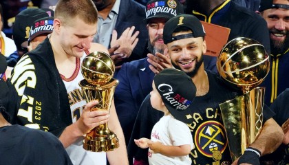 安东尼·戴维斯加盟雷霆：新赛季浓眉哥助力，联盟格局再起波澜